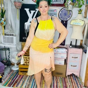 Sundress Celia Tie Dye Peach Yellow Tan Asymmetrical Dress Size Medium